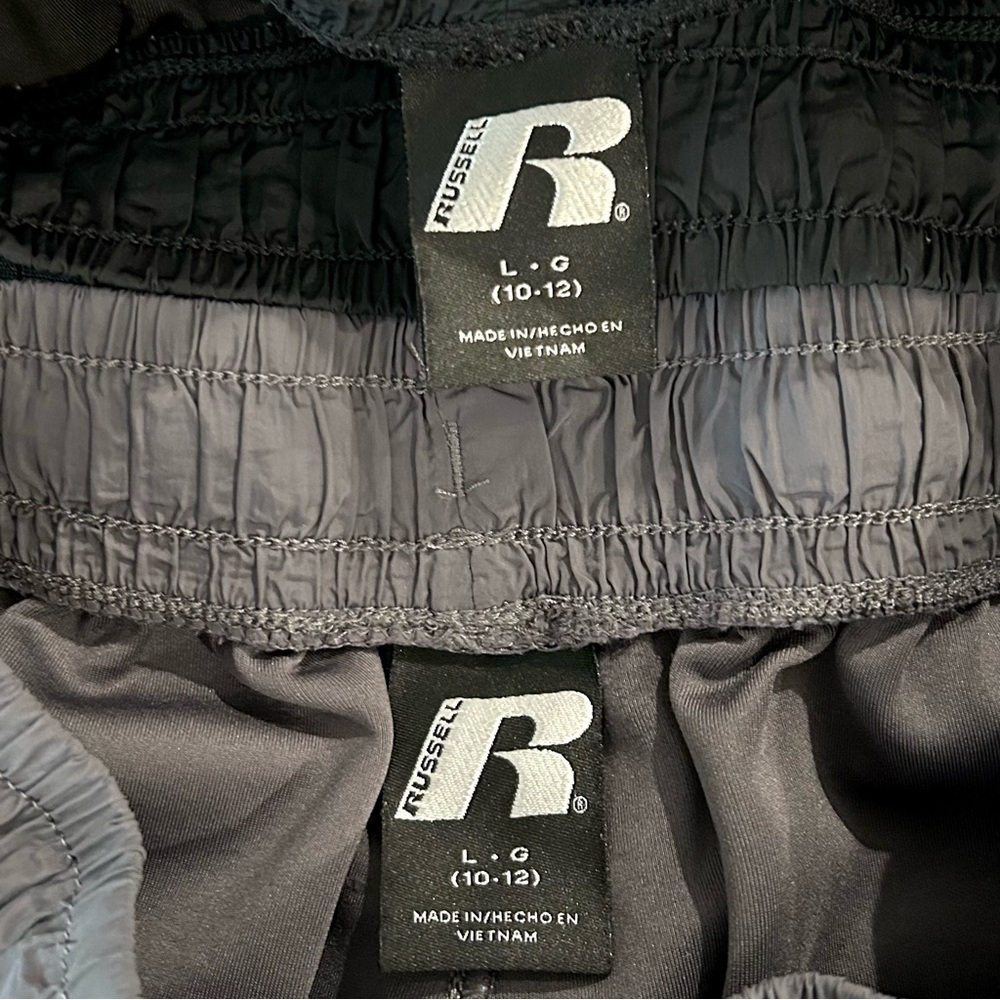 Russell Youth Boys Athletic Activewear Shorts Set Sz L 10/12 Black Gray Pockets - Picture 11 of 15